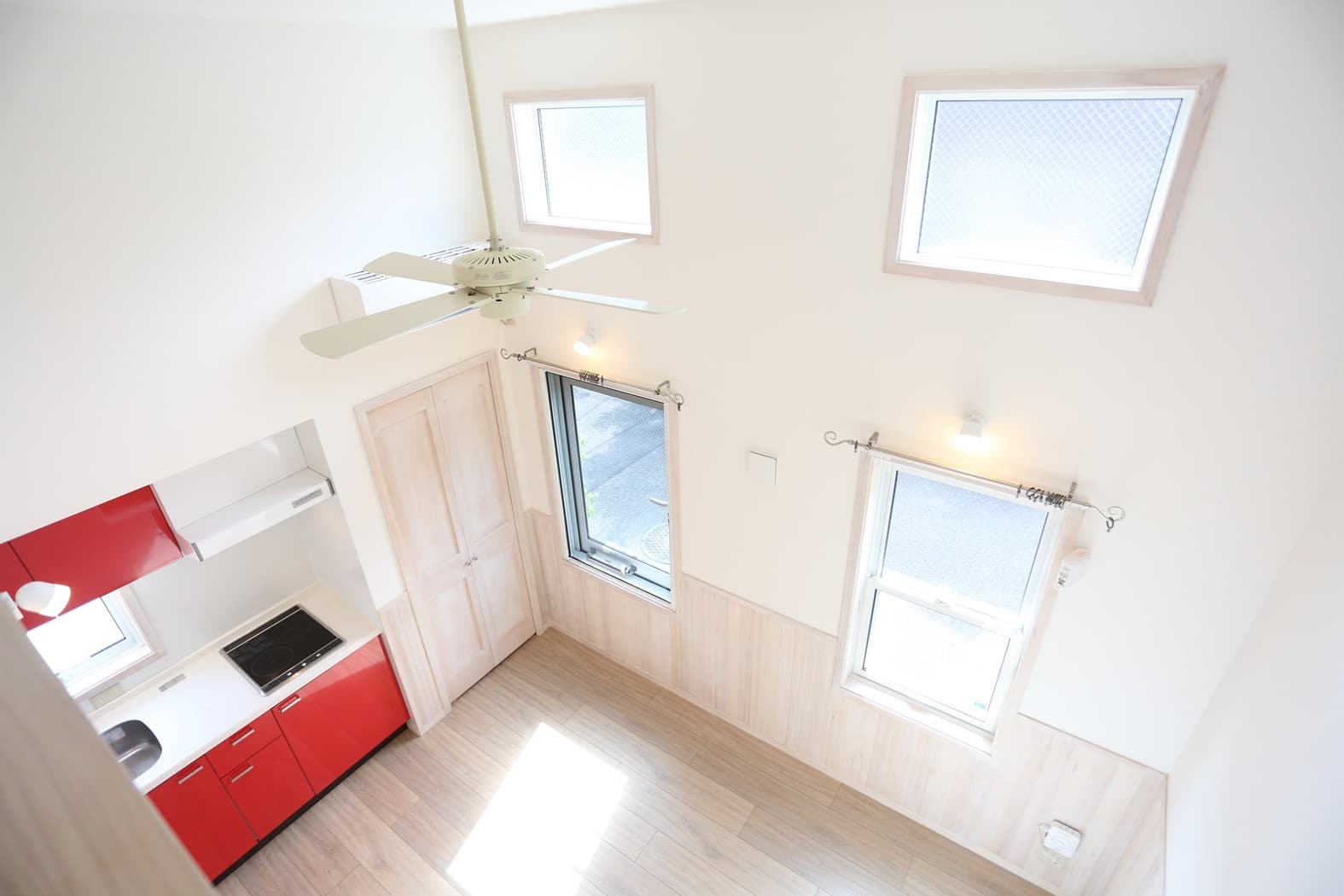 7687b144a5bdbbb4389ab789d89a9c6a