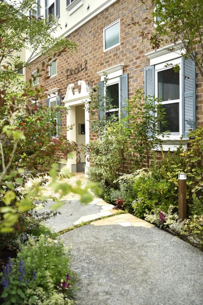 small DSC8421 scaled min