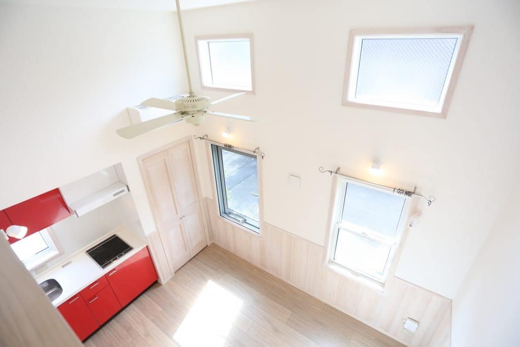 プリマの吹き抜けとシーリングファン